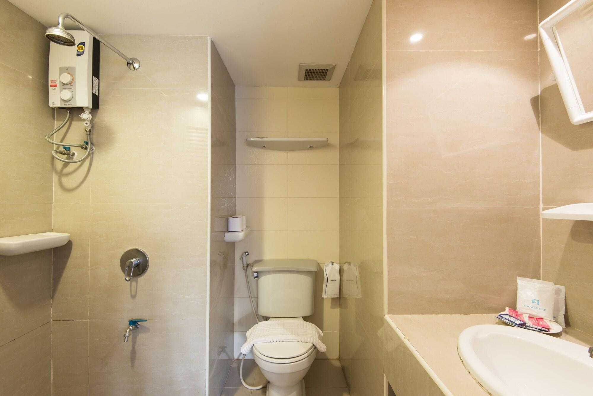 A-2 House Pansiyon Bangkok Dış mekan fotoğraf