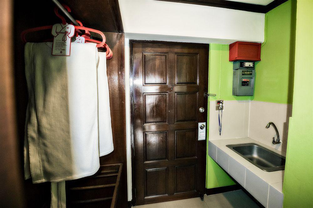 A-2 House Pansiyon Bangkok Dış mekan fotoğraf